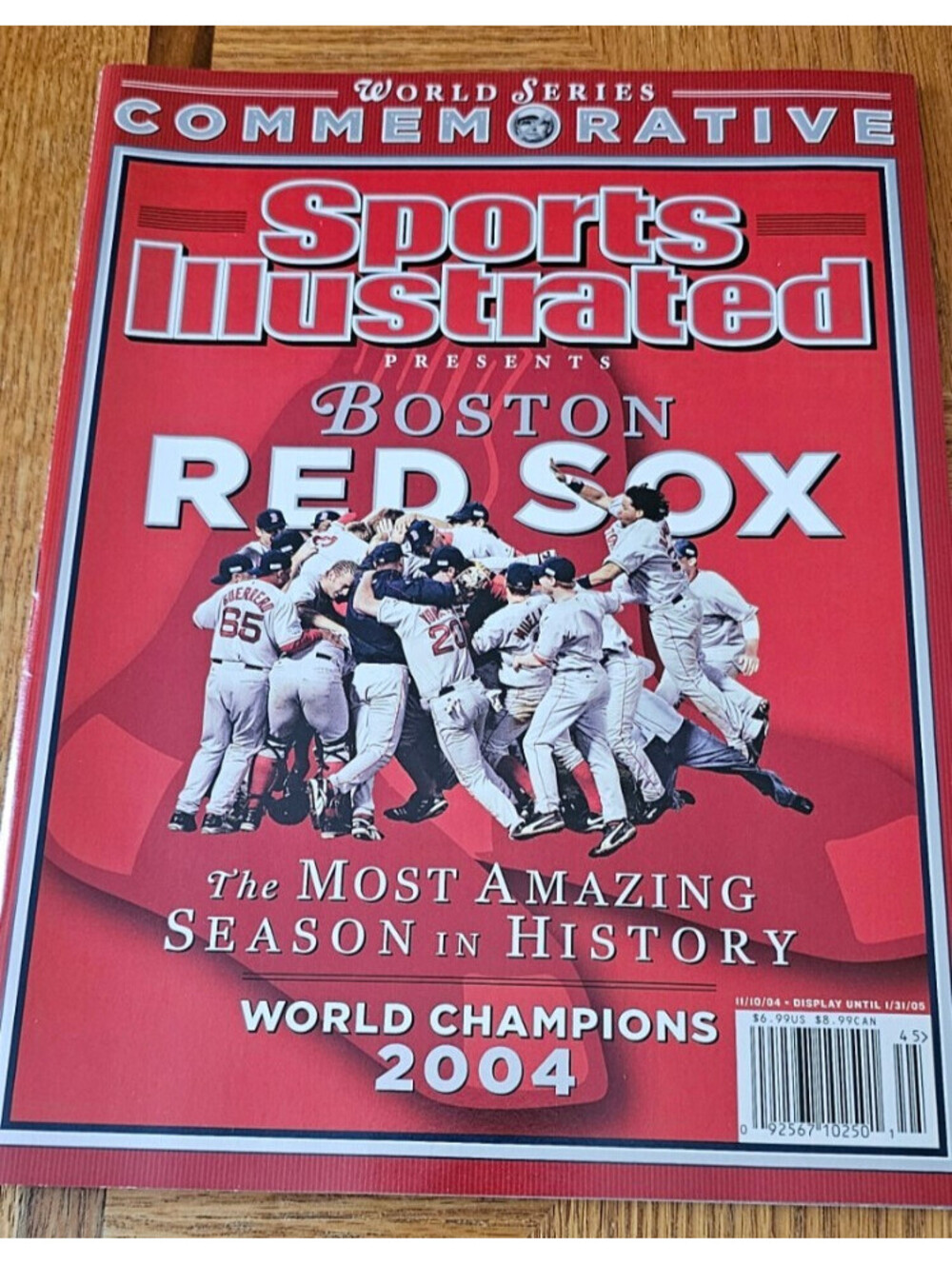 SPORTS ILLUSTRATED Series 2004 Commemorative Issue Boston Red Sox MAGAZINE